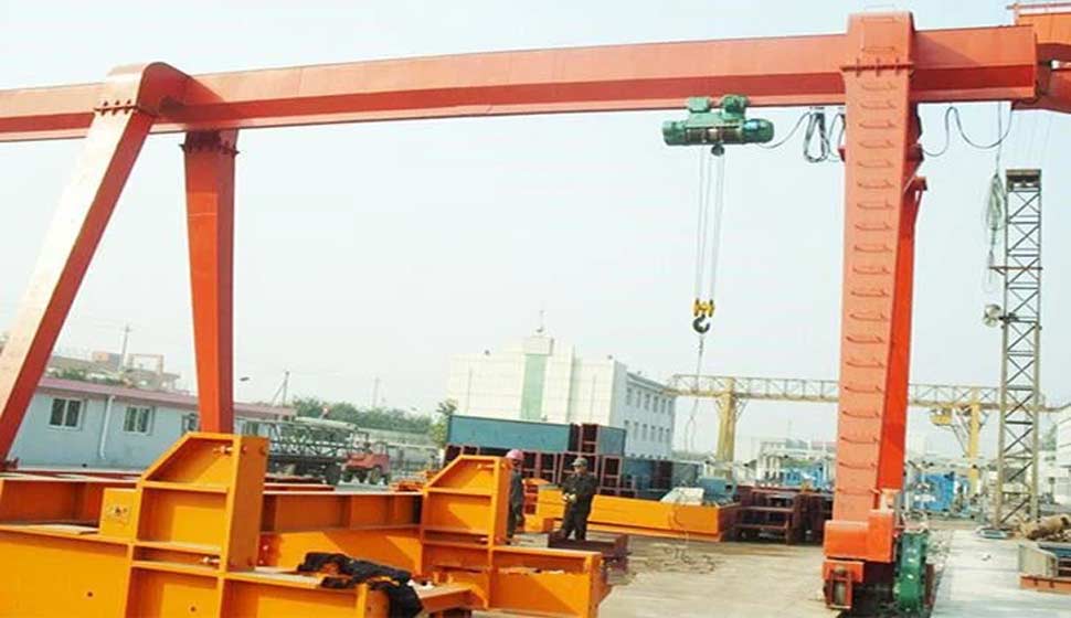 grúa pórtico de 18 toneladas