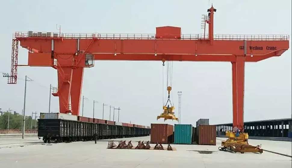 Grúa para contenedores de 20 y 40 pies