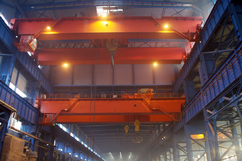 Señalética Obligatoria en Puentes Grúa