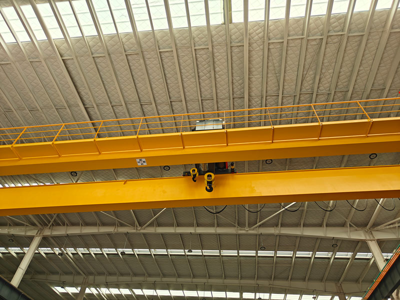 Puente grúa antideflagrante de 25/5 toneladas exportado a Argentina